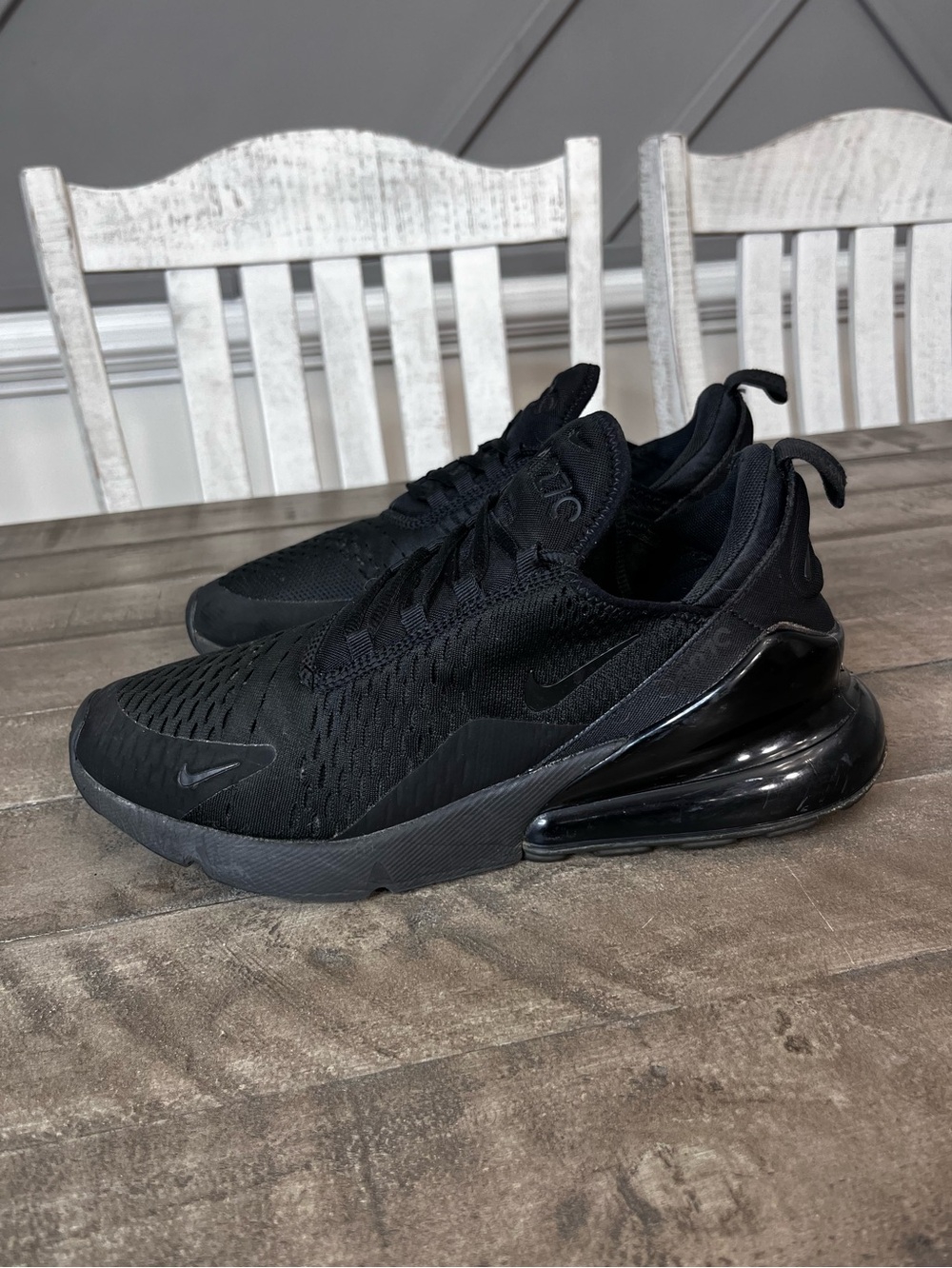 Nike Air Max 270 Triple Black Womens Sz 11